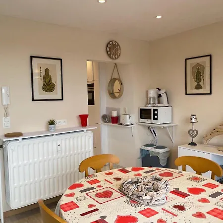 Studio Vue Sur Meuse شقة *